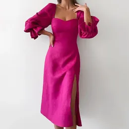 Abiti casual Colletto quadrato Abito da donna Manica a sbuffo Autunno Spacco laterale A-Line Rosa Rosso Midi Streetwear Party Vestido Abbigliamento