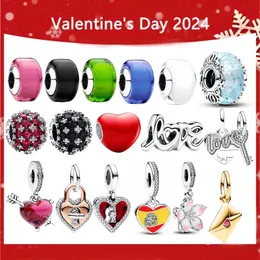 2024 Alla hjärtans dag Ny 925 Sterling Silver Colour Changing Hidden Message Heart Charms Original Logo Pave Mini Murano Glass Charm Diy Fit Snake Chain Armband