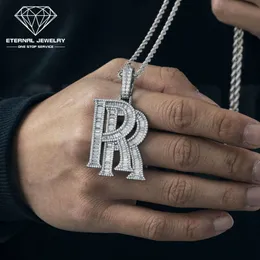 Мужчины Женщины Хип-хоп r Letter Baguette Iced Out S925 Серебро 9k 10k 14k 18k Золотая пластина Желтый Белый Муассанит Бриллиантовый кулон