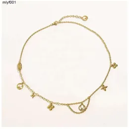 18k Gold Plated Necklace Brand Designer Pendants lyxiga rostfritt stål bokstäver Choker hänge halsband kedja smycken tillbehör