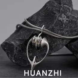 kettingen HUANZHI onregelmatige zilveren kleur unisex ketting Y2K futuristische ster ring hanger slang bot ketting cyberpunk sieraden voor vrouwen mannen