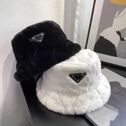 Kadın Tasarımcı Kış Beanie Erkek Kafatası Kapakları Şapka Kapak Şapkaları Snapback Maske Pamuk UNISEX KASİK PATCHWork Mektupları Açık P62Q