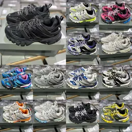 2024 Marka Lüks Tasarımcı Erkekler Kadın Günlük Ayakkabı Track 1 3 3.0 Üçlü Beyaz Siyah Spor Ayakkabı Tess.S. Gomma deri eğitmen naylon baskılı platform eğitmenleri ayakkabı s22