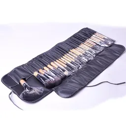 32PCS Superior Professional Miękki zestaw kosmetyczny zestaw szczotek do makijażu Zestaw woreczki skrzynka Woman Woman Make Up Tools Pince MAQUIAGEM5936261