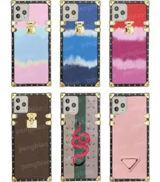 Capas de moda de designer superior para iphone 12 mini 11 pro max x xr xs 78 plus 13 capa de telefone pu couro marrom flor impressão capa com l2788661