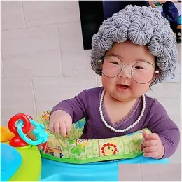 기념품 Topi anak perempuan laki lucu wanita tua rambut 가발 Beanie benang wol rajutan bayi fotografi props 3 m 5t 드롭 배달 베이비 dhu8v