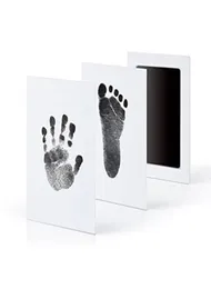 NonToxic Baby Handprint Footprint Imprint Kit Casting Parentchild Hand Inkpad handfoot stamp pad Infant Keepsakes Toys 6 colors6579454