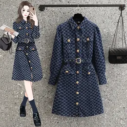 Plus size women's clothing 2023 autumn loose jacquard denim dress long sleeved women's Vestito belt women's jeans long robe KE775 240122