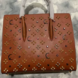 2024 CL Designer-Tasche Rivet High Damen-Umhängetasche aus handgefertigtem Leder, klassischer Buchstabe, modisch, unverzichtbar, Tasche mit rotem Boden, Umhängetasche, große Handtasche, Tasche mit rotem Boden