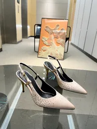 Lüks tasarımcı bayan sandal slingback topuklu pompası slingback pompalar med strass süslemeli sivri uçlu slingback sarılı saten kabartmalı pompalar 35-42