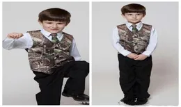 2018 Real Tree Camo Boy039s Ropa formal Chalecos con corbatas Camuflaje Novio Chaleco para niño Satén barato Chalecos de boda formales personalizados Camou8655671