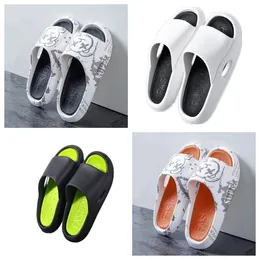 2024 Foam Runners Designer Slides Slippers Sandals Luxury Eva Sliders Beach Shoe Room