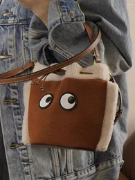 Вечерние сумки 2024, зимняя женская милая плюшевая кожаная сумка-мешок с глазами в стиле пэчворк, женская коричневая сумка через плечо
