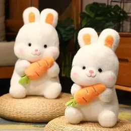 Plyschdockor kawaii kanin plysch mjuk kudde kanin som håller morötter doll födelsedagspresenter för barn baby följer sömnleksak