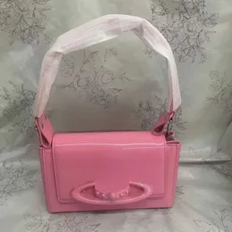 Borse hobo da donna nuove di alta qualità firmate Borsa Viviane Westwood Borsa leggera di lusso con tracolla a catena rosa Borsa piccola quadrata Tote 240123