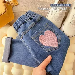 Jeans da bambina Pantaloni da bambina primavera autunno larghi e sottili Pantaloni a gamba larga Pantaloni da bambina Jeans blu Jeans strappati Pantaloni da amore dei cartoni animati 240118