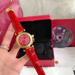 Gold Carter 2021 Pasha Collection Watch Winter Festival Atmosphere Red Series horloge-item gecombineerd met rode Italiaanse kalfsleren band maat 30 mm met doos