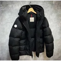 Nowy projektant Parkas Winter Puffer Jackets Marka Mens Down Men Men Kobieta zagęszczenie ciepłe męskie ubranie Prosta zewnętrzna bluza z kapturem Womans Fcoat Kurtka