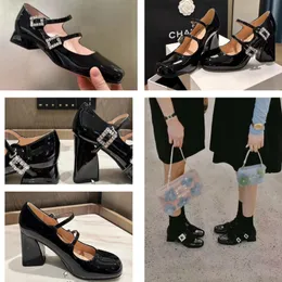 Zapatos de tacón con tira trasera, zapatos de diseñador para mujer, zapatos de vestir con punta estrecha, tacón de gatito, zapatillas de ballet, sandalias, zapatos de diseñador, tacones, zapato de bomba formal