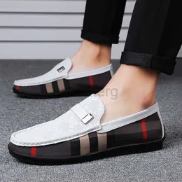 2024 Yeni Loafer Erkek Ayakkabı Slip-On Pu Deri Sıradan İş Ayakkabıları Moda Klasik Konforlu Bahar Sonbahar Basitlik Yuvarlak Toe Kısa Katı Letterg