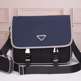 5A Bolsa carteiro masculina de luxo para documentos oficiais, capaz de acomodar telefones celulares, tablets e documentos, com uma tiracolo de ombro único