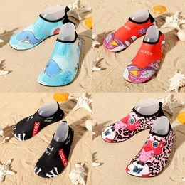 2024 Water Beach Shoes Buty Girls Swimming Buty Szybkie suszone buty Aqua Boys Soft Floor Indoor Slipper Suppeling Soceling Swim Socks