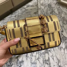 Shoulder Bag Baguette Purse Messenger Flap Handbag Fashion Quality Sequins Letter Paper Clip Decoration Gold Metal Buckle Interior213t