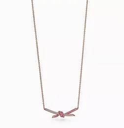 Designer halsband present Sailormoon har smycken naturdotter engelska tallrik goth syster harts sjuksköterska hänge halsband Moissanit vän choker smycken svan
