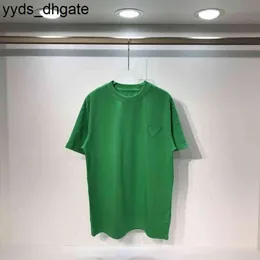 Botteg Venetas Camiseta de diseñador Camisas para hombre Marca clásica Venet Chao Marca Triángulo verde Etiqueta de cuero Algodón puro Manga corta Cuello redondo Camiseta suelta 3KC4