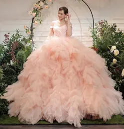 2024 Rosa Ballkleid Hochzeitskleid Schulterfrei Rüschen Tiered Flauschiger Tüll Braut Formelle Kleider Robe De Mariage Vestido de Noivas