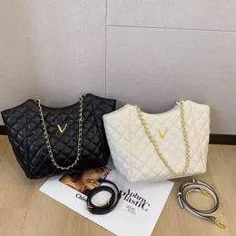 새로운 높은 외관과 대용량 LINGGE 소 가죽 게으른 토트 백 세련되고 세련된 One Shoulder Crossbody Bag