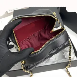 2024 Senaste axelväskan High Baokuanqnylon Hobo Quality Luxury Designer Fashion Handbag Monog prägling Fashions Classics Handväskor Luxurys kli