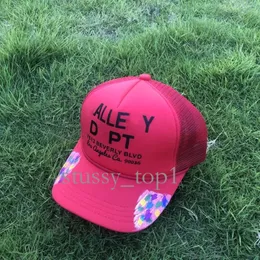 Galerie Dept Hat Designer Ball Caps Gp Graffiti Hat Hat Casual Litting Galeria Curved Dept Brim Cap Cap Męskie litery Kapiety 638