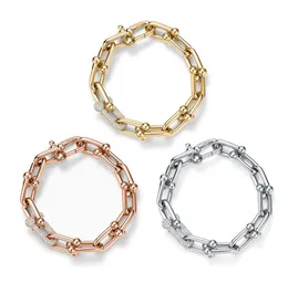 Bracciale geometrico a forma di U europeo e americano al 100% in argento 925 intarsiato con zirconi placcati in oro 18 carati Design Senso Gioielli Regalo di compleanno Moda Donna8500872