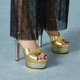 Yeni deri çift platform sandaletler pompalar tıknaz blok topuklar hileler criss-crossing kayışlar ayak parmağı süper yüksek kadın lüks tasarımcılar akşam parti ayakkabı fabrika ayakkabı