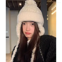 Berets Korean Winter Versatile Warm Big Head Ear Protector Pullover Hat Solid Color Thickened Knitted Lace-up Women Skull Beanie Hats