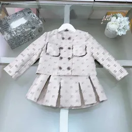 Tute per bambini di marca Etichette complete abiti eleganti per ragazze Taglia 100-150 Giacca da bambino con fibbia doppio petto e gonna a pieghe Jan20