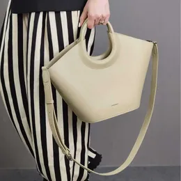 Fashion Ladies High Feeling Handbag Fashion Commuter Tote Tote Bag Niche Design Vegetable Basket Bag 022124