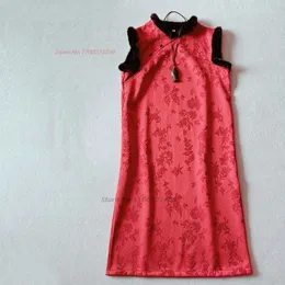 民族服2024中国の改良されたQipao Fleece Lined Dress Folkeseveless National Flower Jacquard Cheongsam Thasen