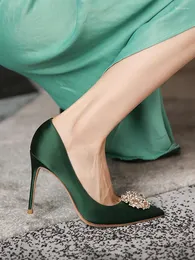 Sapatos de vestido qualidade noite para mulheres 2024 salto médio elegante festa de casamento designer de luxo jade verde bombas outono rhinstones