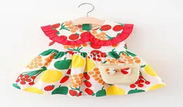 Girl039s فساتين 2PIES Summer Baby Dress Toddler Girl Girl Cloths Dust Doll Clud Flowes Princess Bag Born Born BC201G1614623