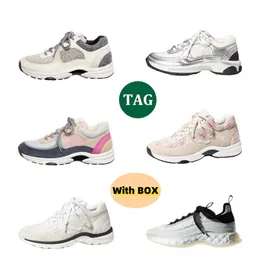 حذاء رياضة العلامة التجارية 1 1 DUPE VINTAGE SUEDE FASHION SHOEKER حذاء حذاء عرضية من منصة اختيار الألوان المتعددة منصة 5A
