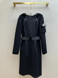 101 XXL 2024 Pist Elbise Bahar Yaz Elbise Ekibi Boyun Markası Aynı Stil Kadın Elbise Moda Yüksek Kalitesi WUZCL62809