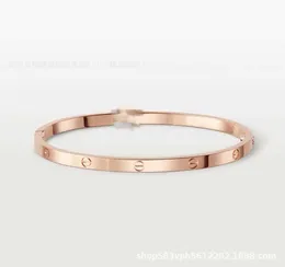 Designer C-Arter-Armband Gold CNC V High Version Rose Narrow Edition mit vier Diamanten und sechs klassischen Wasserfall voller Sterne 2Y11