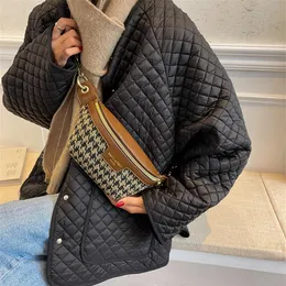 Kadınlar için lüks fanny paketi cüzdanlar ve el çantaları tasarımcı crossbody kemer çantası bel paketleri Kore moda serseri göğüs çantası cüzdan 277y