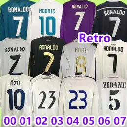 Retro Real Madrids Futbol Forması Uzun Kollu Futbol Gömlekleri Guti Ramos Seedorf Carlos 10 11 12 13 14 15 16 17 Ronaldo Zidane Raul 00 01 02 03 04 05 06 07 Finaller Kaka Ozil