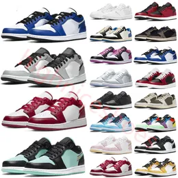 Scarpe Jumpman 1 basse og Uomo Pine Green University Blue Smoke Grey Starfish Rosso University Blue Obsidian Donna Giallo Banned Bred Chicago Toe 36-46 da corsa