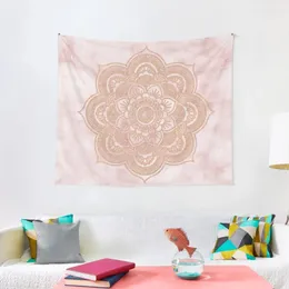 Gobeliny Rose Gold Mandala - różowy marmurowy gobelin dekoracja salonu dekoracje estetyki dom i komfort wystrój