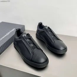 Zzegnas New Deersskin Sports Casual Shoes Men's Shoes Super Light Black Low Top Cross Elastic Sleeve Shoes