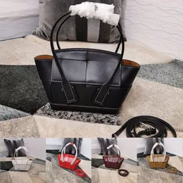 2020 mulheres designer bolsas tote pequeno arco desleixado mensageiro bolsa de ombro senhoras qualidade superior couro genuíno totes2647